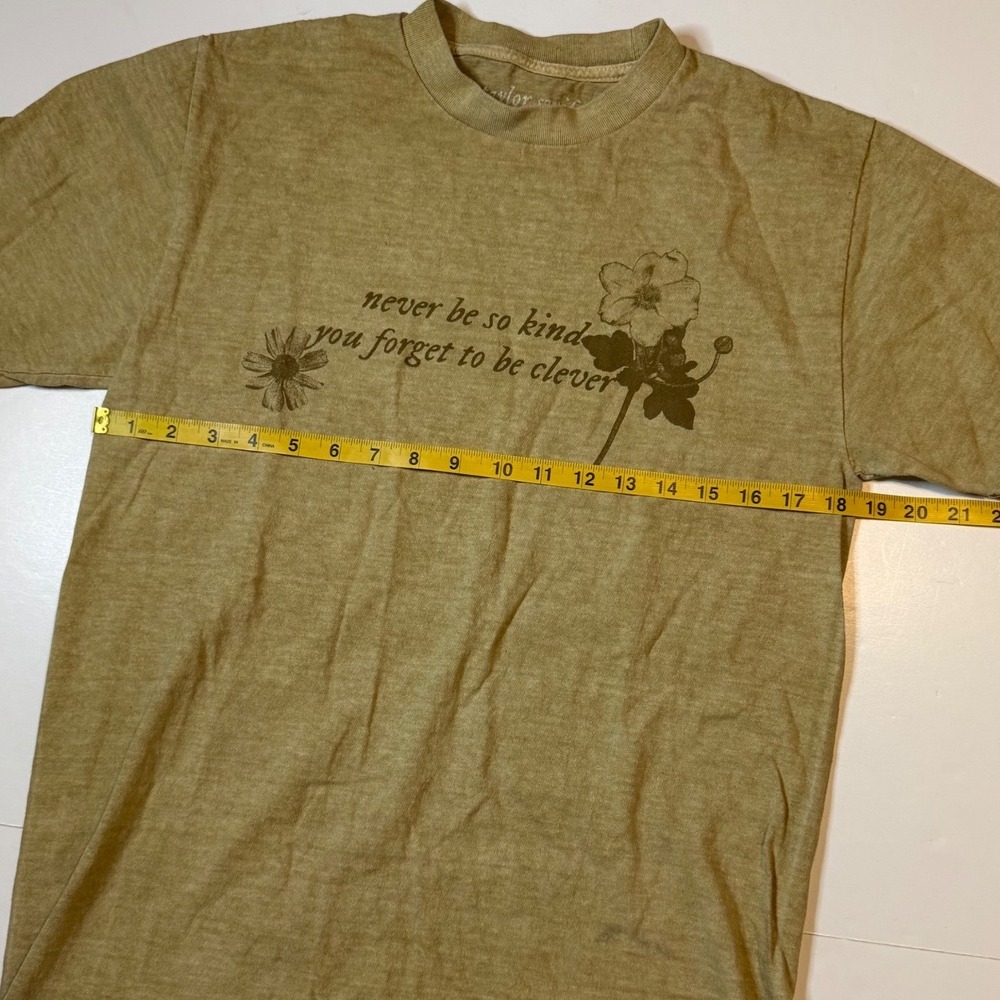 Taylor Swift Evermore Marjorie Lyrics T-Shirt Tan Mineral Wash Floral Size M - Picture 6 of 8